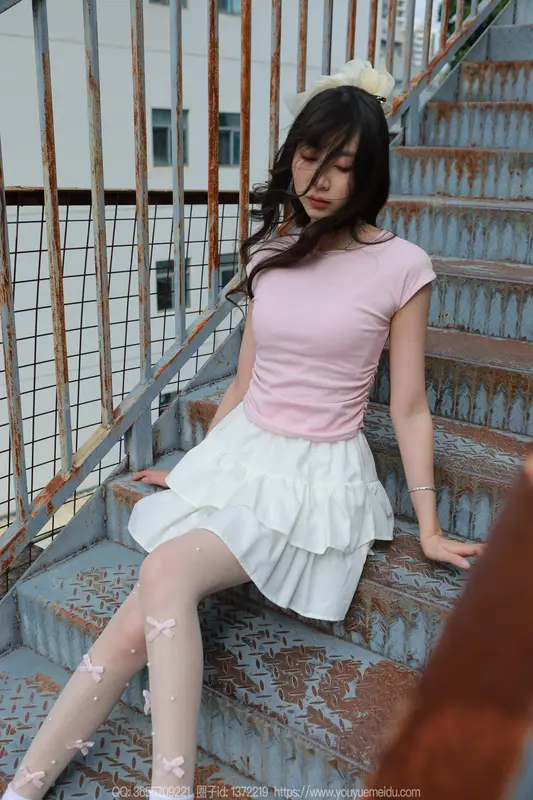 [IESS异思趣向] 2024.10.27 丝享家 1882 团团《破洞而出》 - IESS